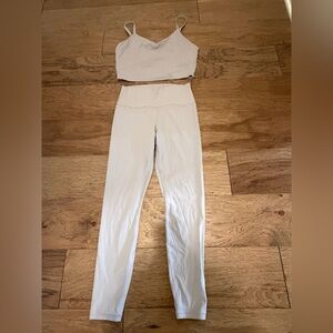 Athleta Light Lilac Lavender Sports Bra & High-Rise Leggings Set Women’s M D Cup